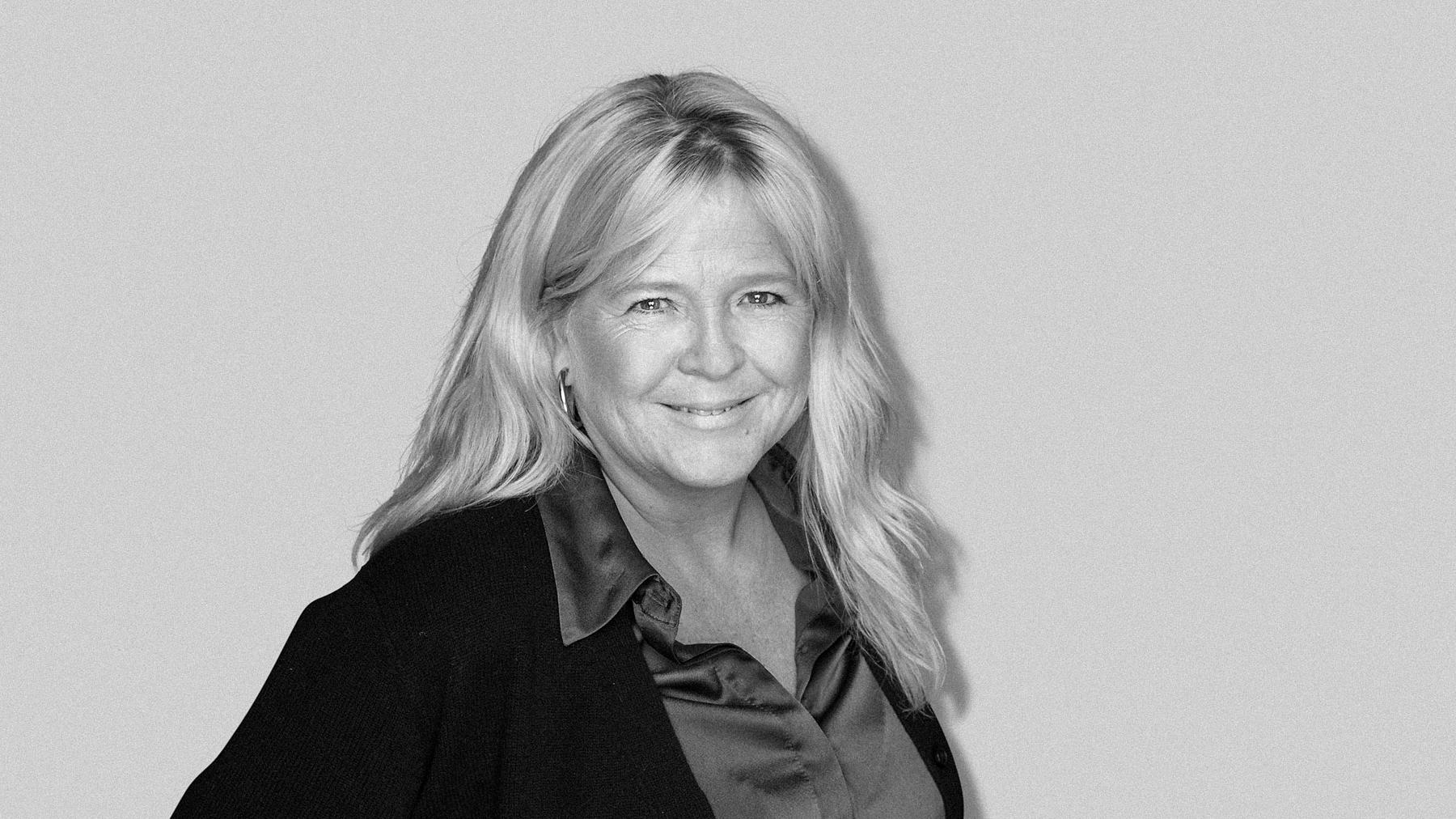 Black-and-white studio portrait of Marie Wümer, Client Director at Stendahls.