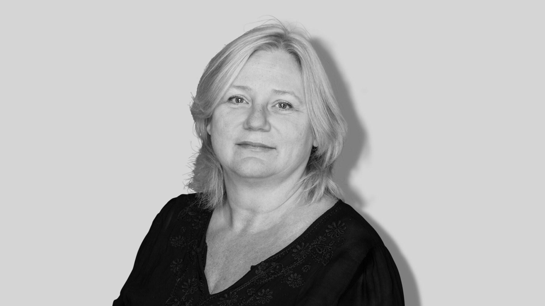 Black-and-white studio portrait of Ulrica Gröndahl, Designer at Stendahls.